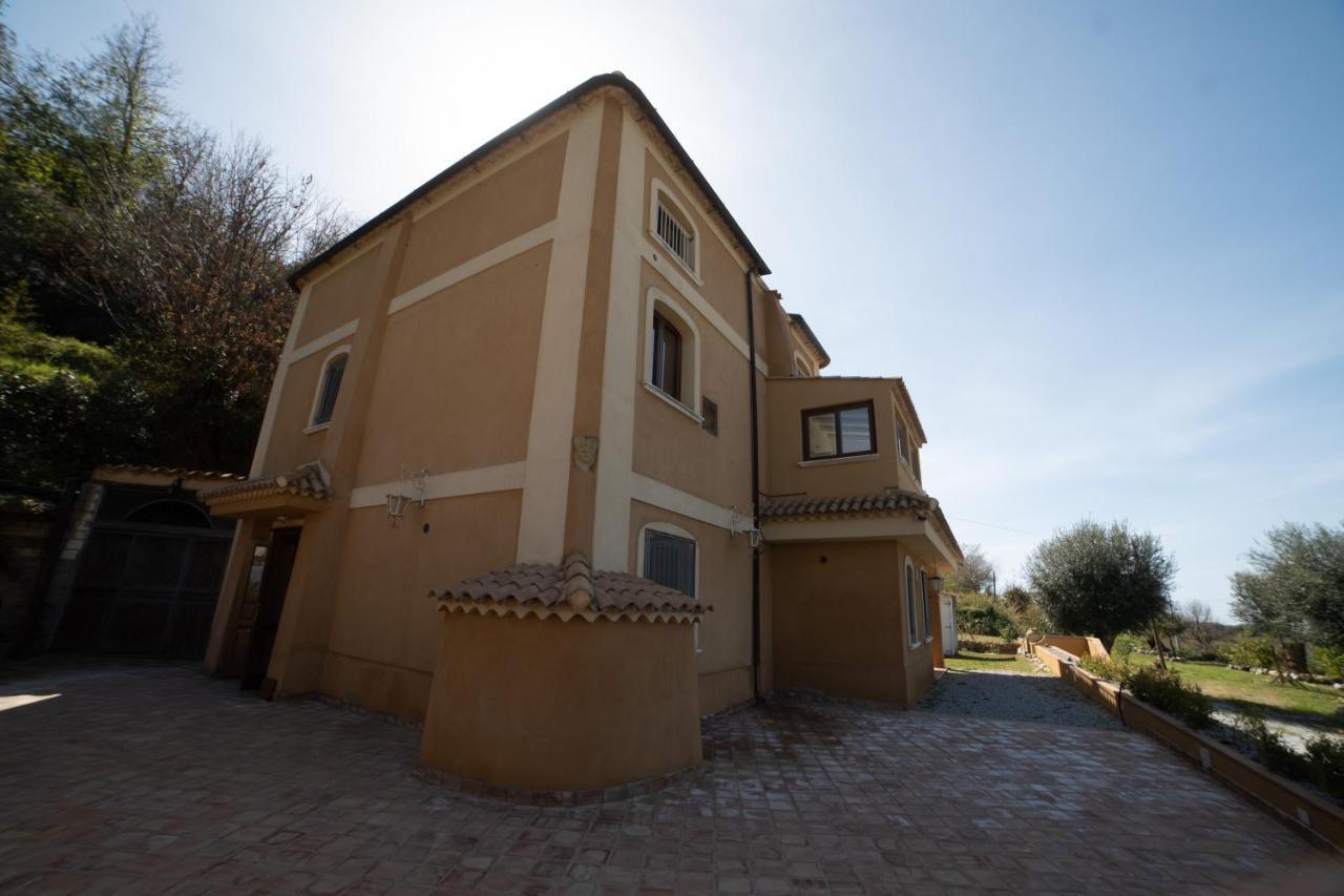 Villa Con Piscina Privata A 2 Kilometri Da Tropea Gasponi Exterior foto