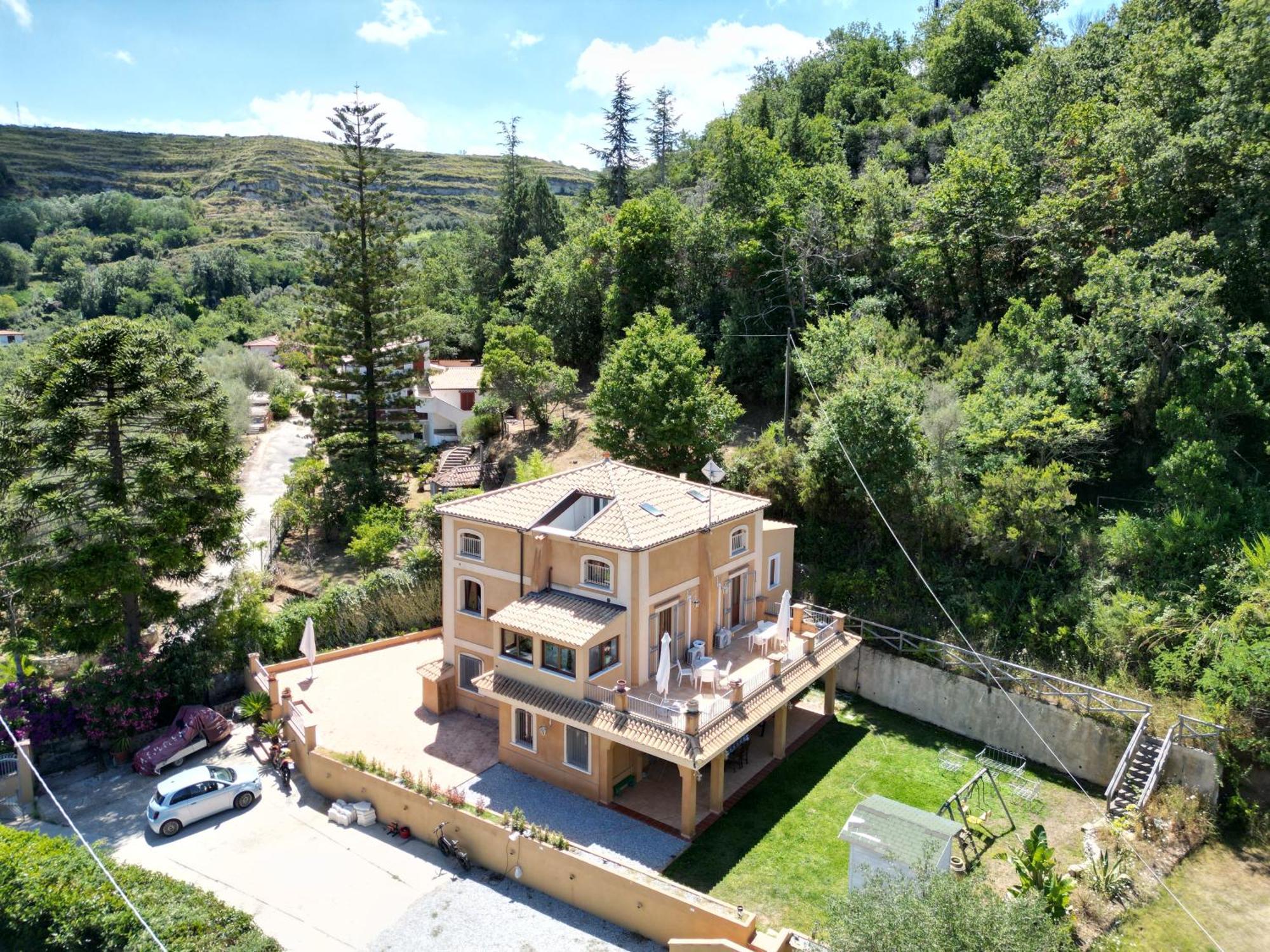 Villa Con Piscina Privata A 2 Kilometri Da Tropea Gasponi Exterior foto